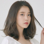 iu rambut sedang